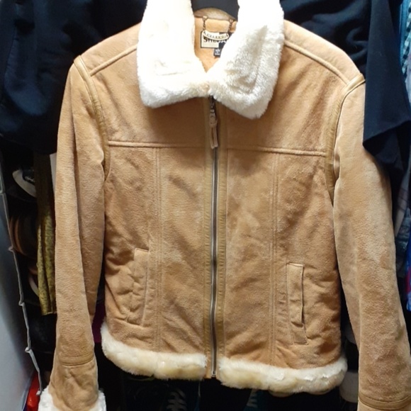 Leather jacket - Picture 2 of 3